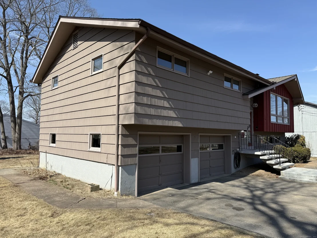 Photo of 60 Indian Trail