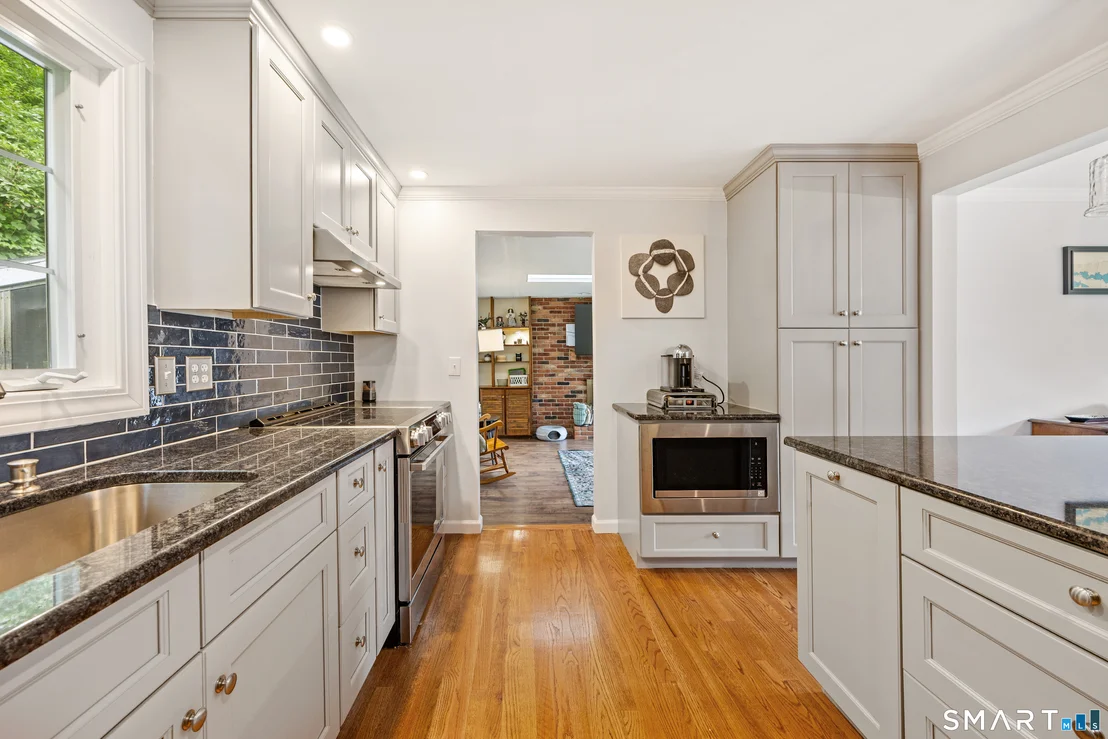 Photo of 45 Montowese Trail