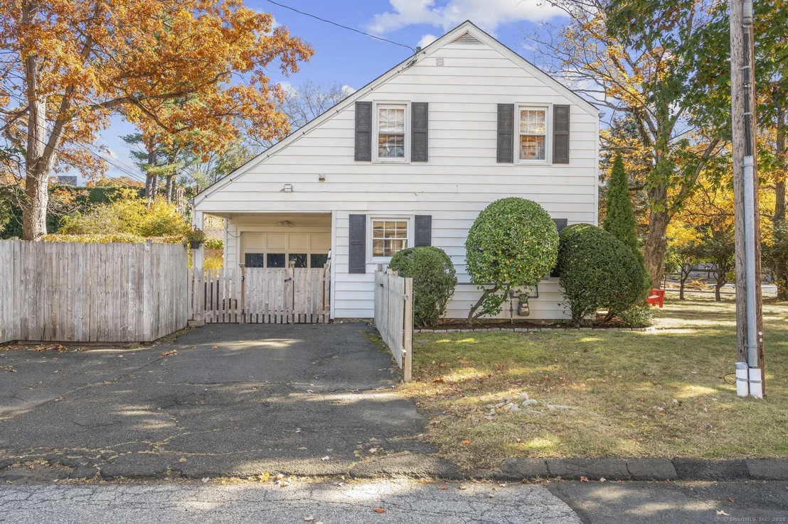 Photo of 35 Cedar Heights Road