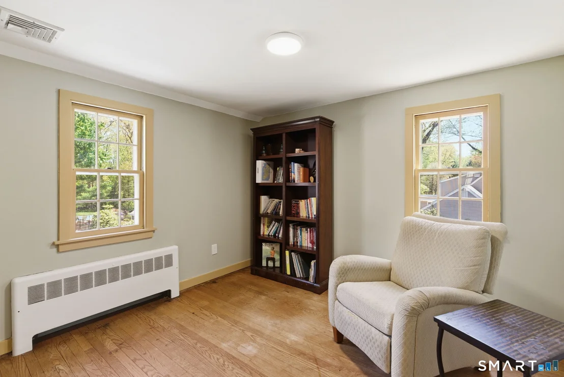 Photo of 244 Buttonball Lane