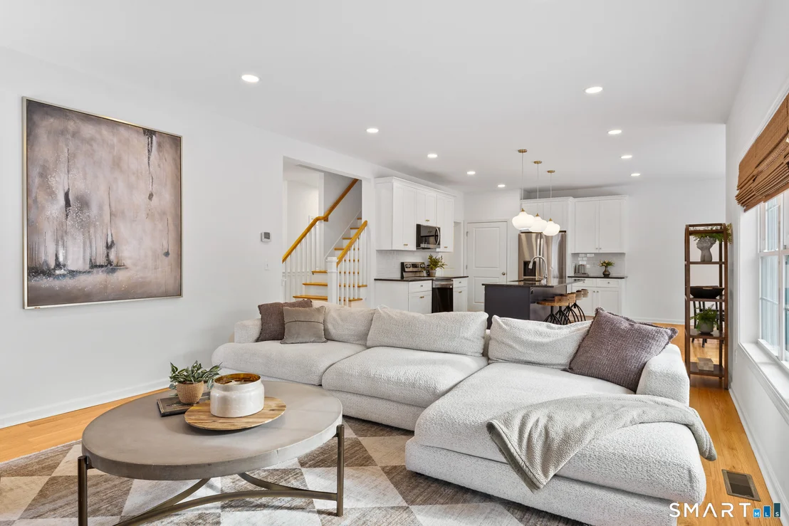 Photo of 811 Pucker Street