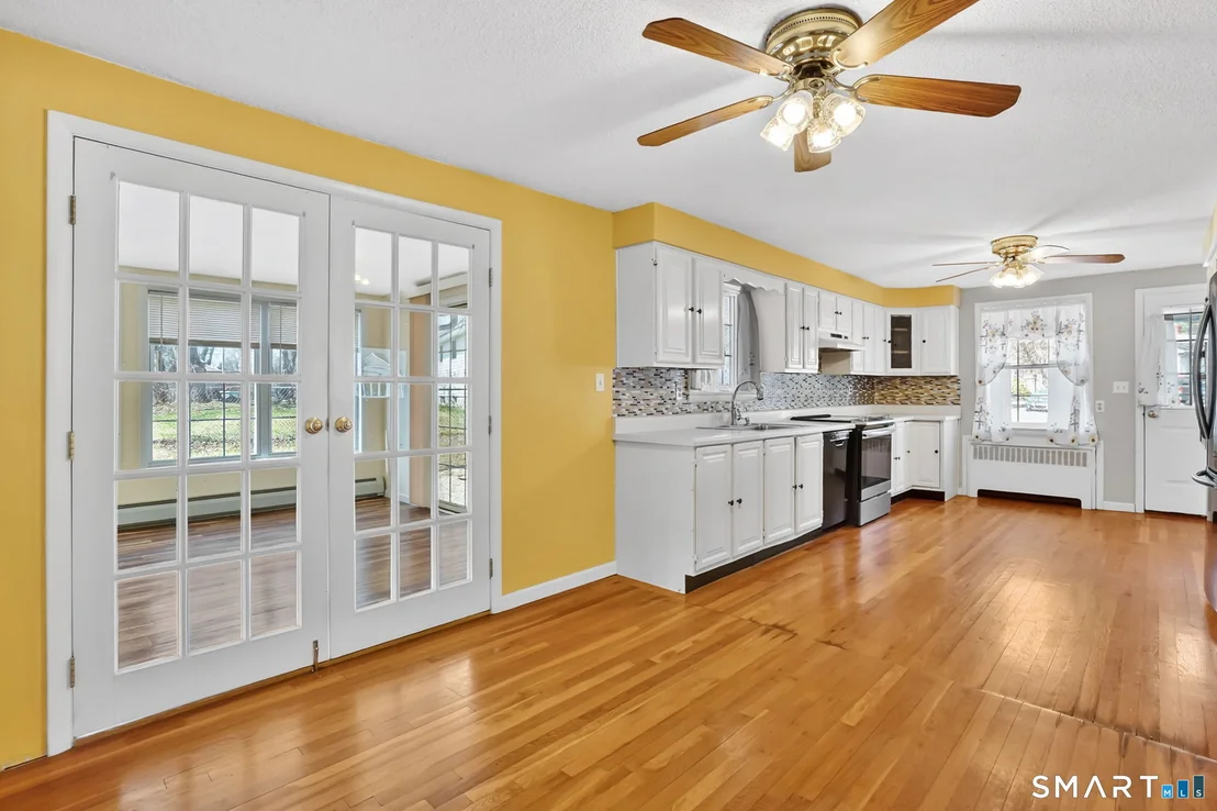 Photo of 3 Magnolia Drive