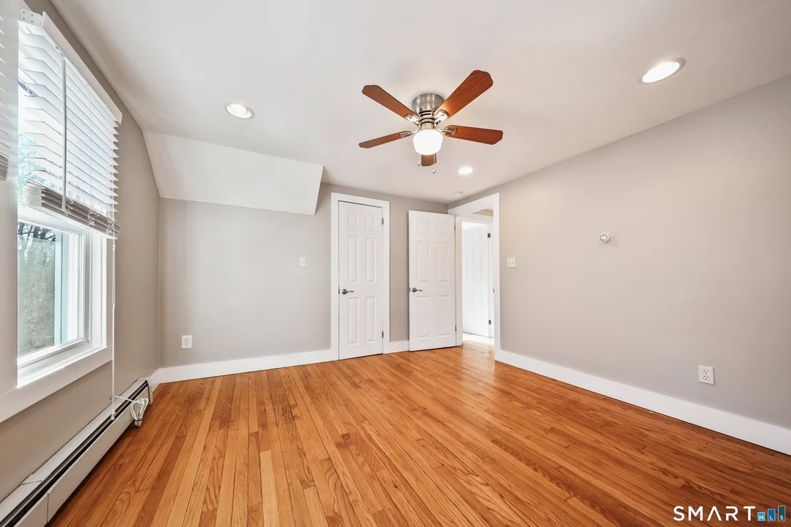 Photo of 116 Hillside Avenue