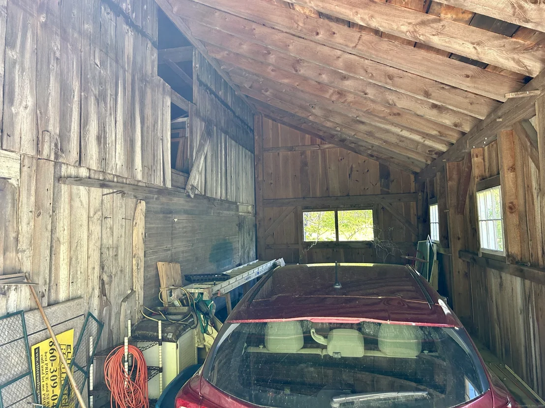 Photo of 603 Colebrook Road