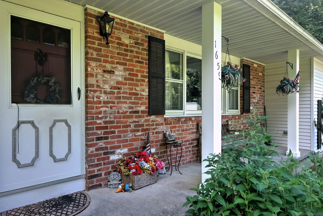 Photo of 1659 Turner Road