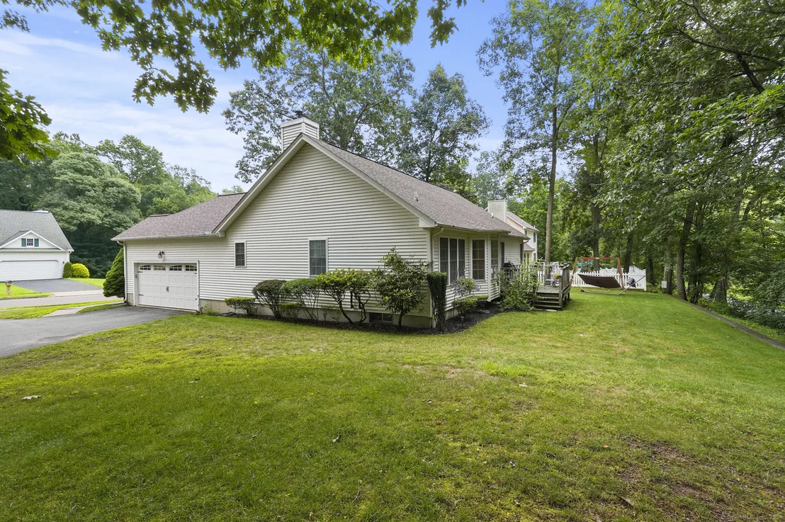 Photo of 27 David Drive