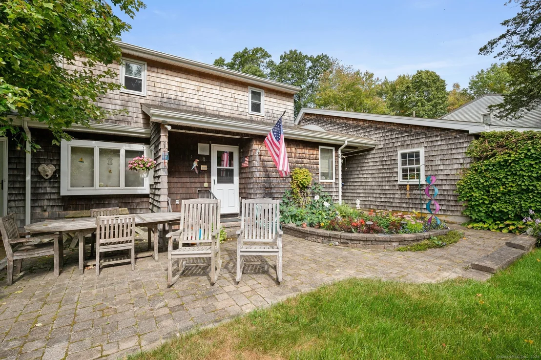 Photo of 8 Beach Lane