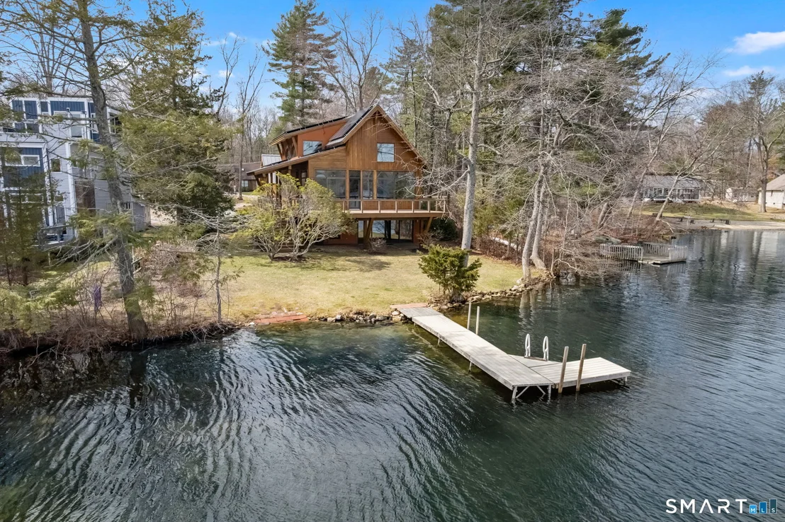 Photo of 152 Lakeside Drive