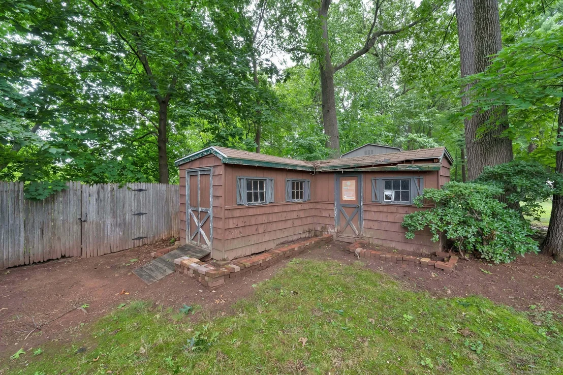 Photo of 141 Deepwood Drive