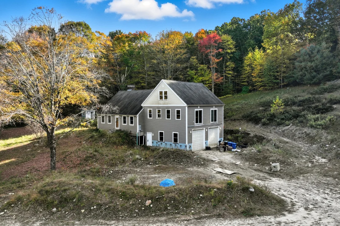 Photo of 190 Cider Mill Road