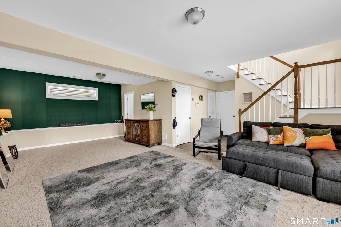 Photo of 122 Uconn Drive