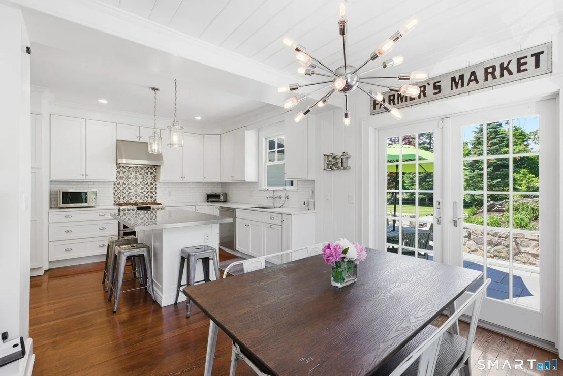 Photo of 207 Redding Road