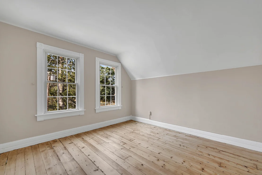 Photo of 36 Oak Street