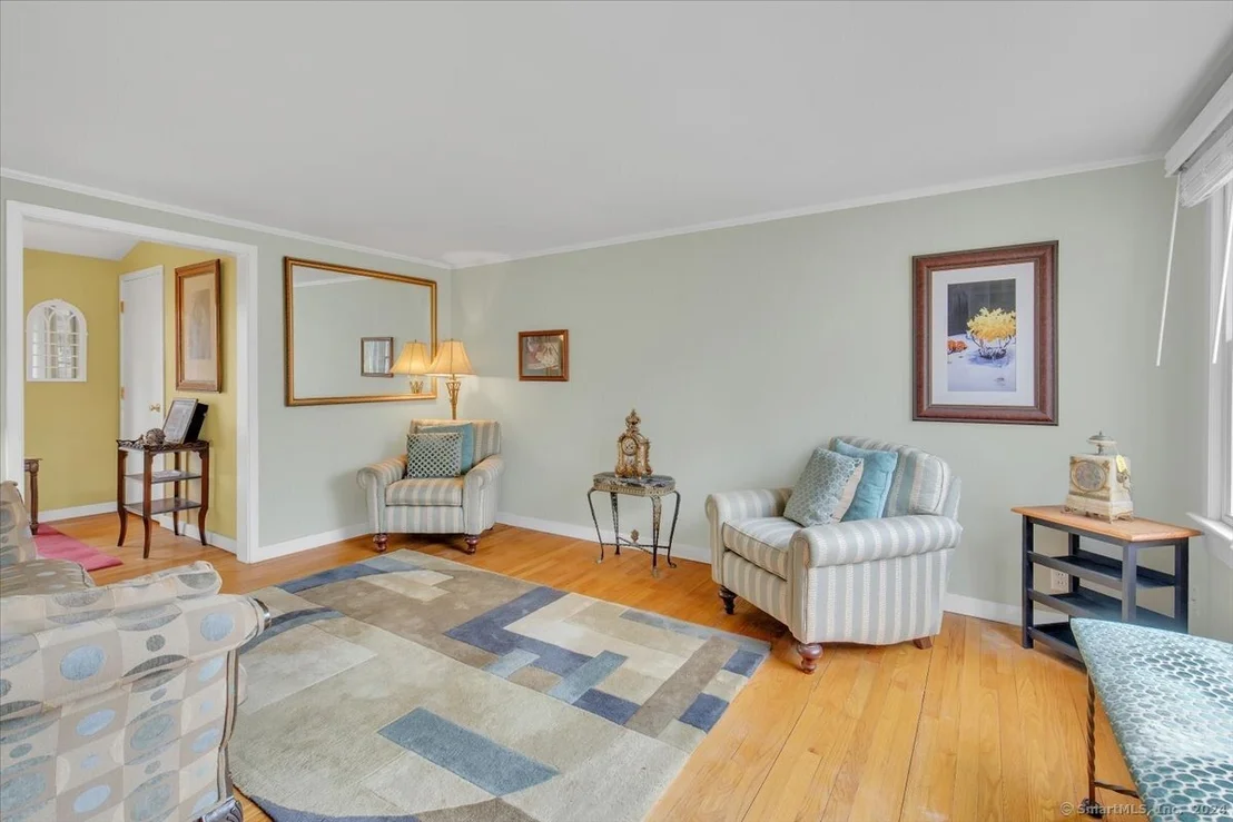 Photo of 15 Farview Avenue
