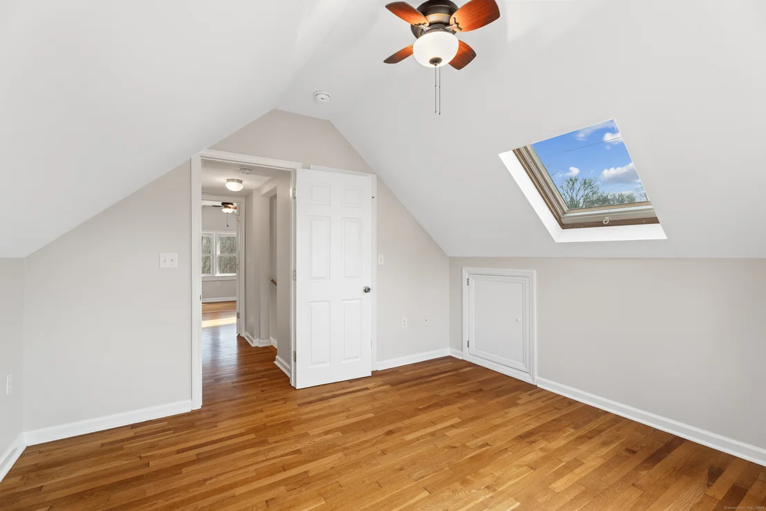 Photo of 14 9th Avenue