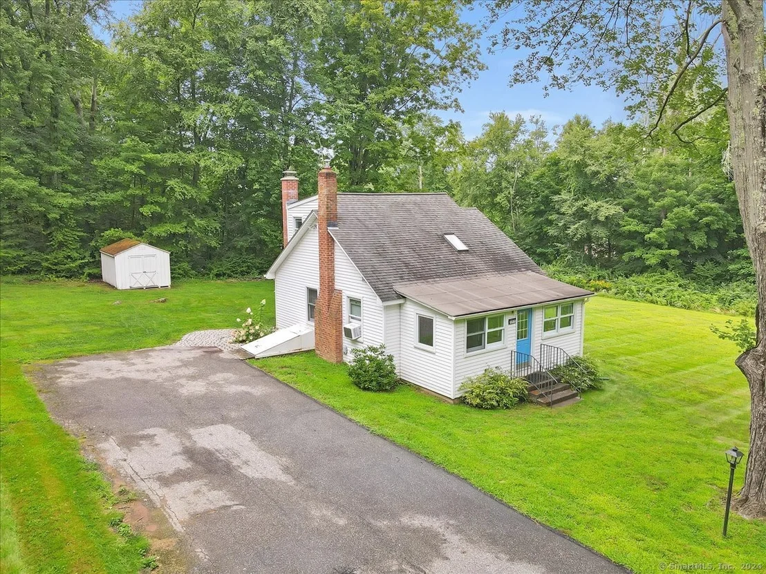 Photo of 117 Ross Avenue