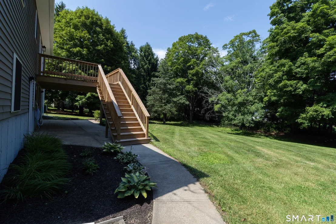 Photo of 831 Nut Plains Road