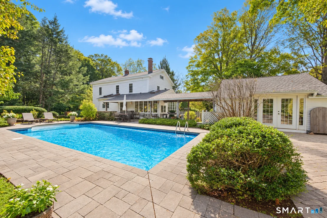 Photo of 2 Pomperaug Road