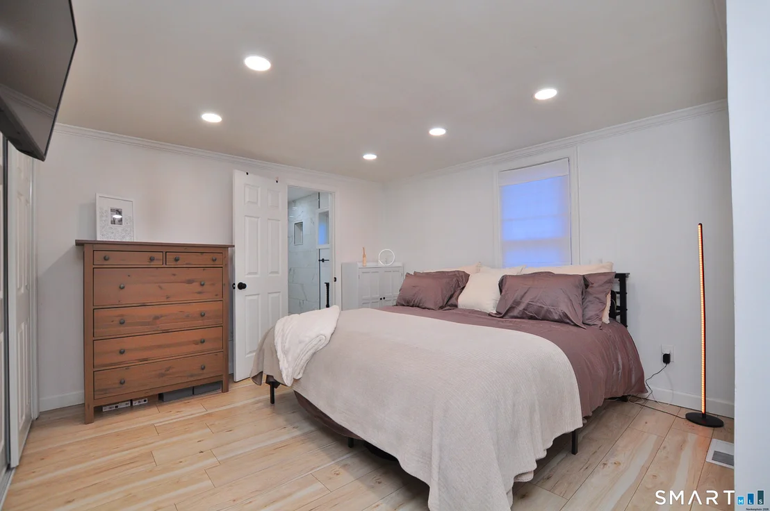 Photo of 207 Hillcrest Road