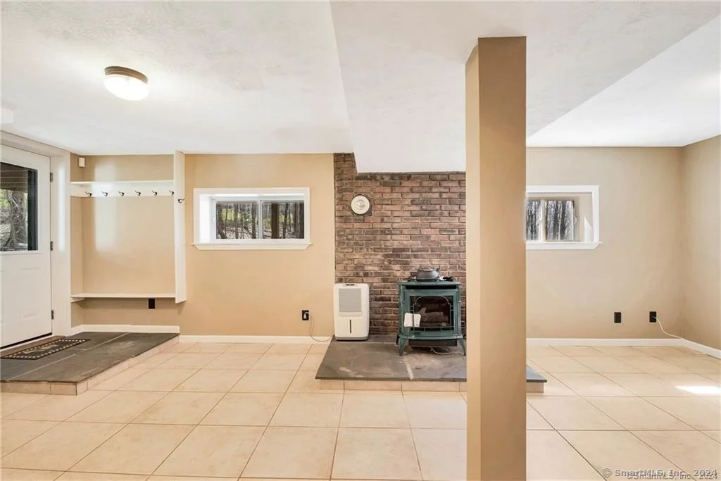 Photo of 3951 South Street