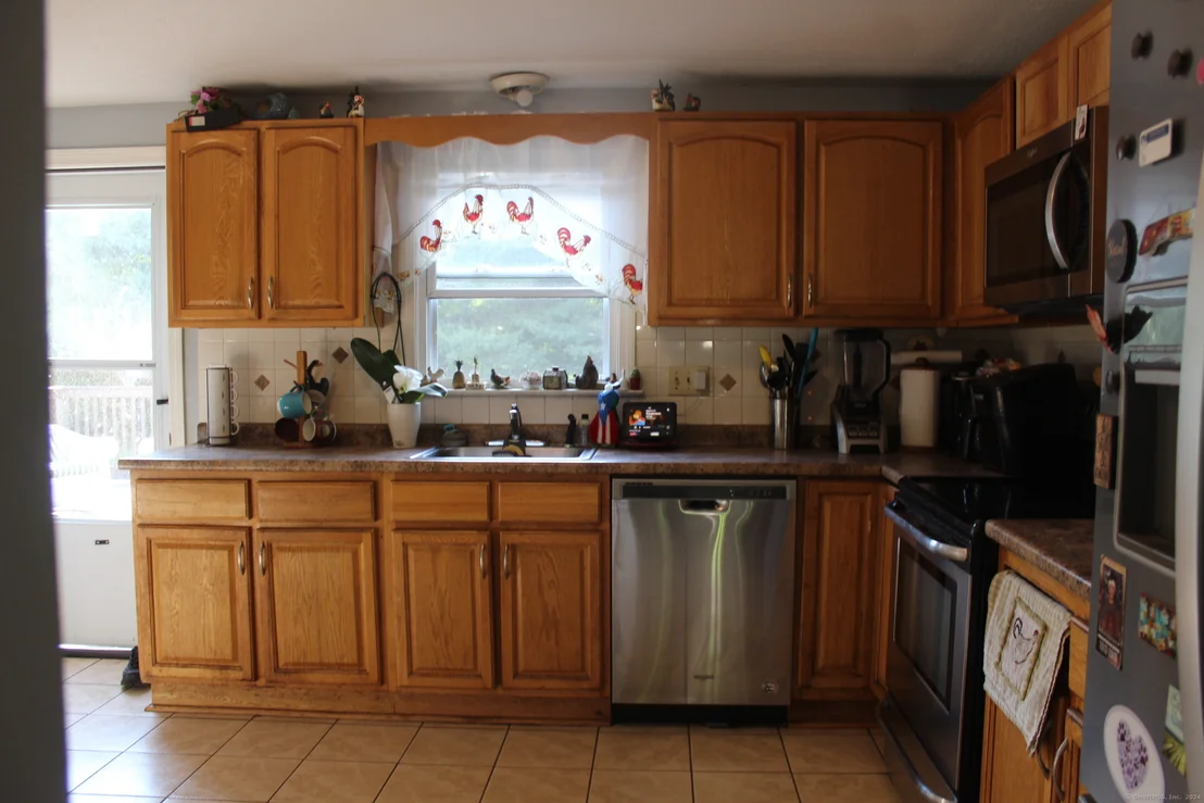 Photo of 1135 Palisado Avenue