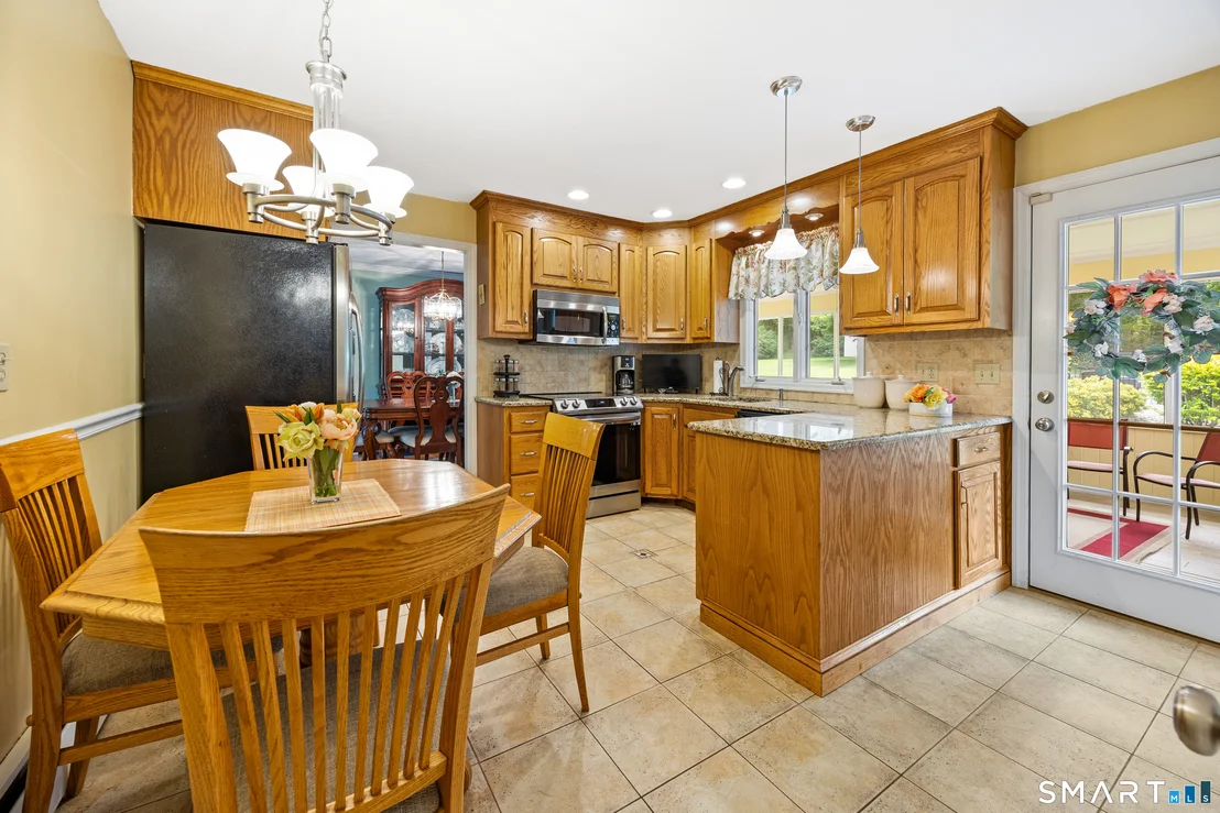 Photo of 8 Lindsley Drive