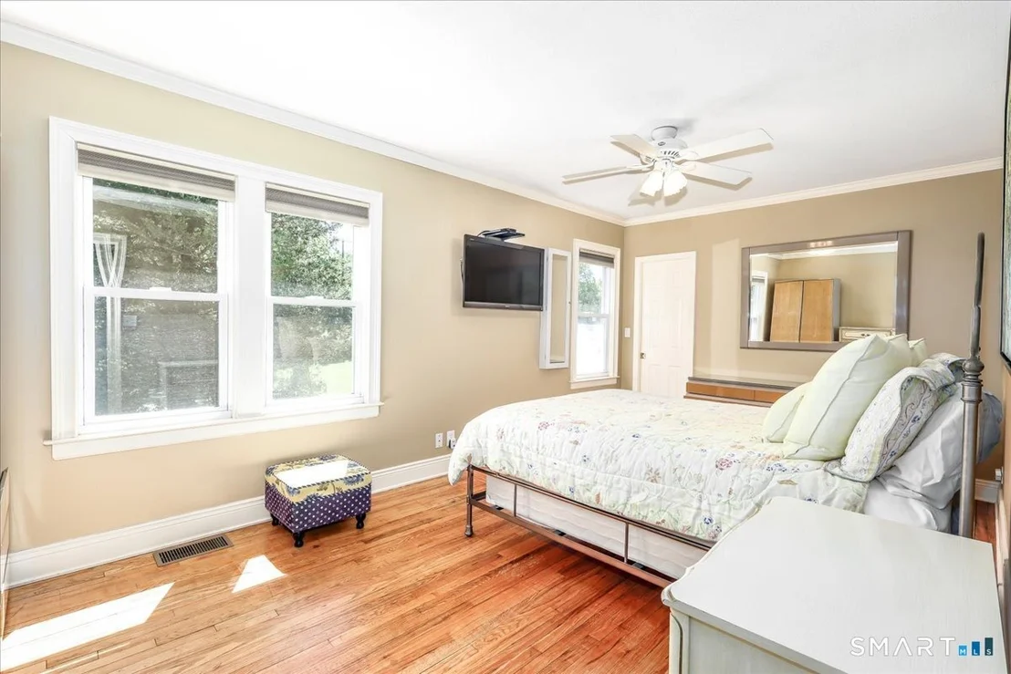 Photo of 161 Derby Avenue