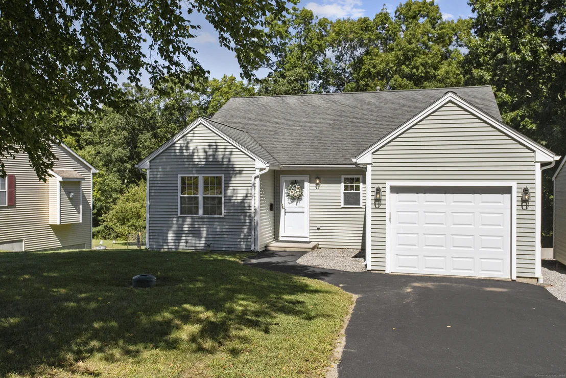 Photo of 66 Lynwood Drive
