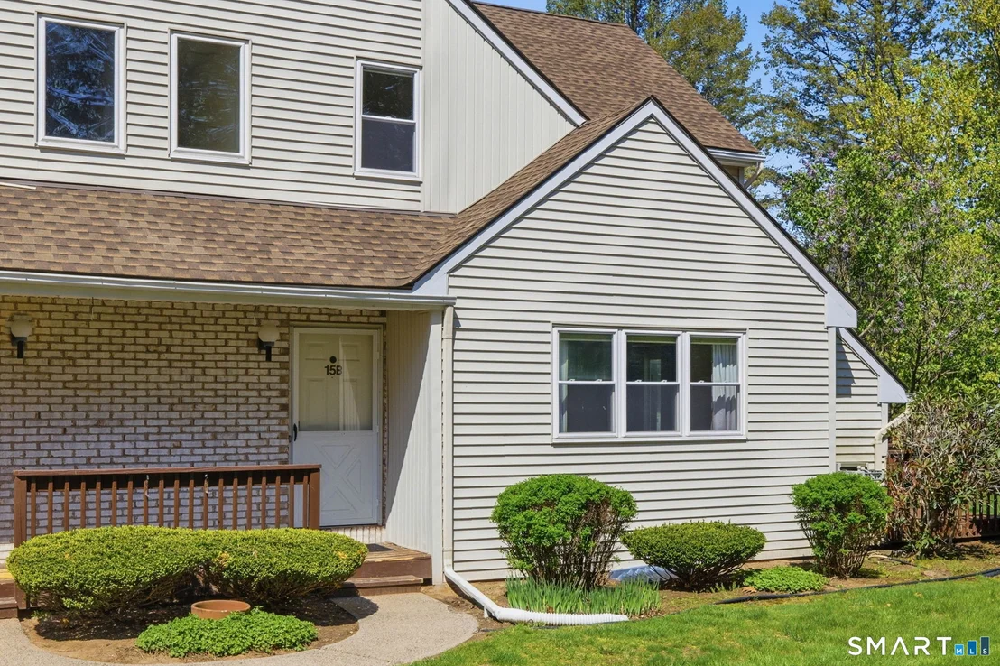Photo of Unit B at 15 Thistle Way