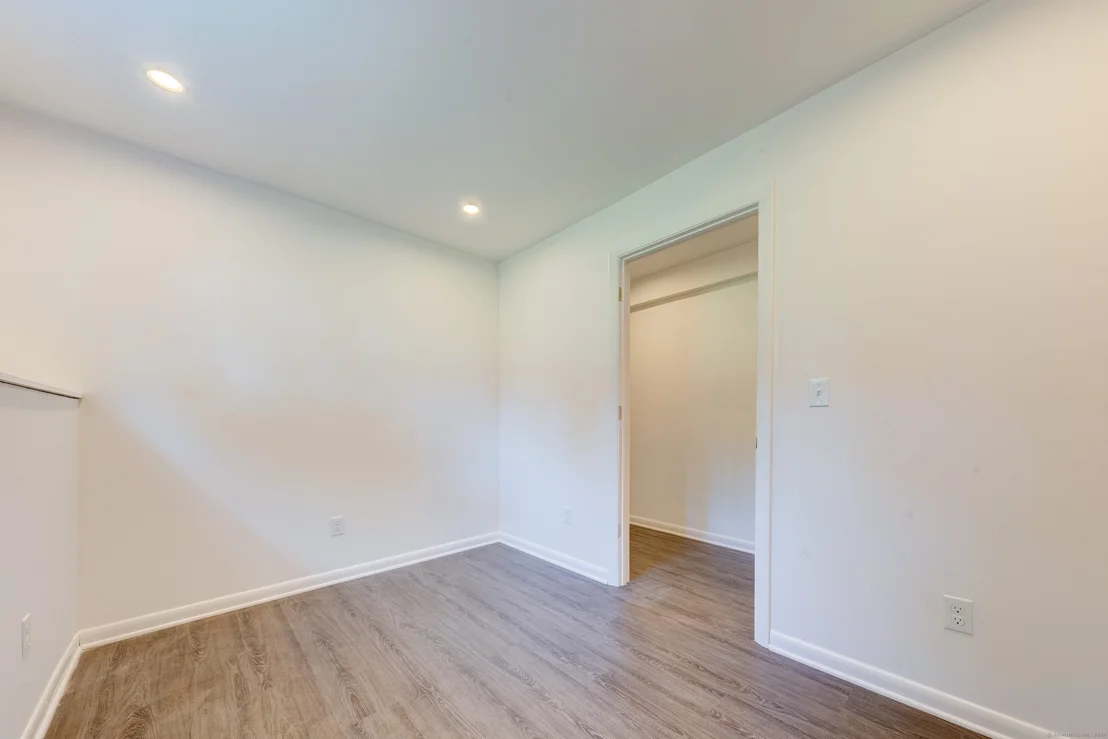Photo of 586 Charles Street