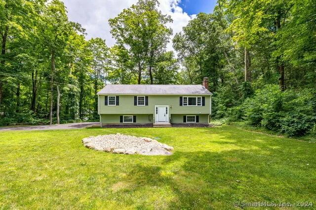 Photo of 9 Quiet Woods Road