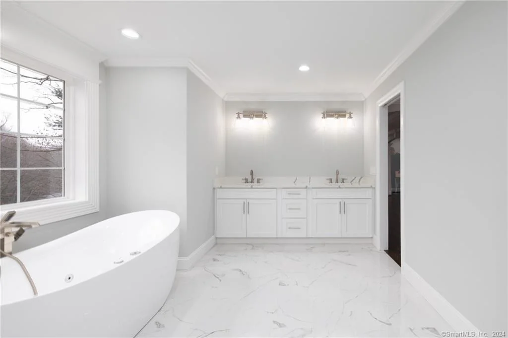Photo of 69 Lacourse Pond Place