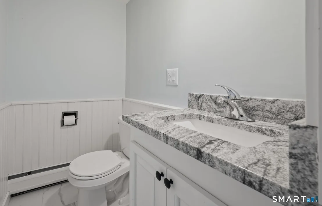 Photo of 752 Lake Drive