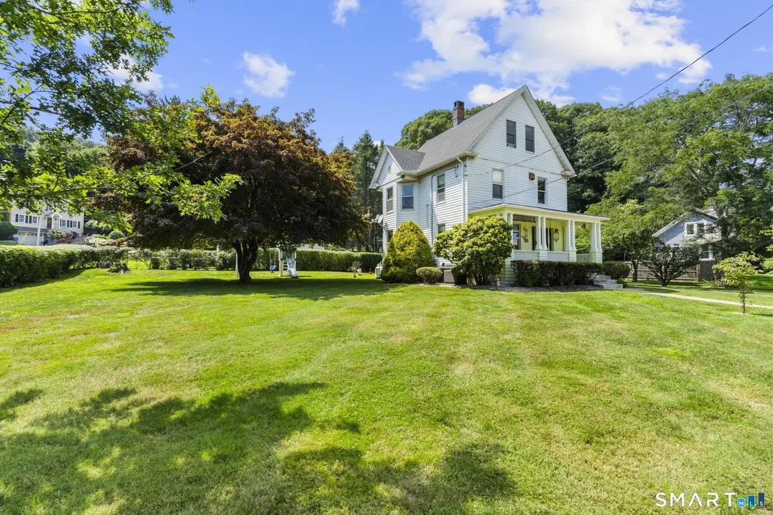 Photo of 169 River Road