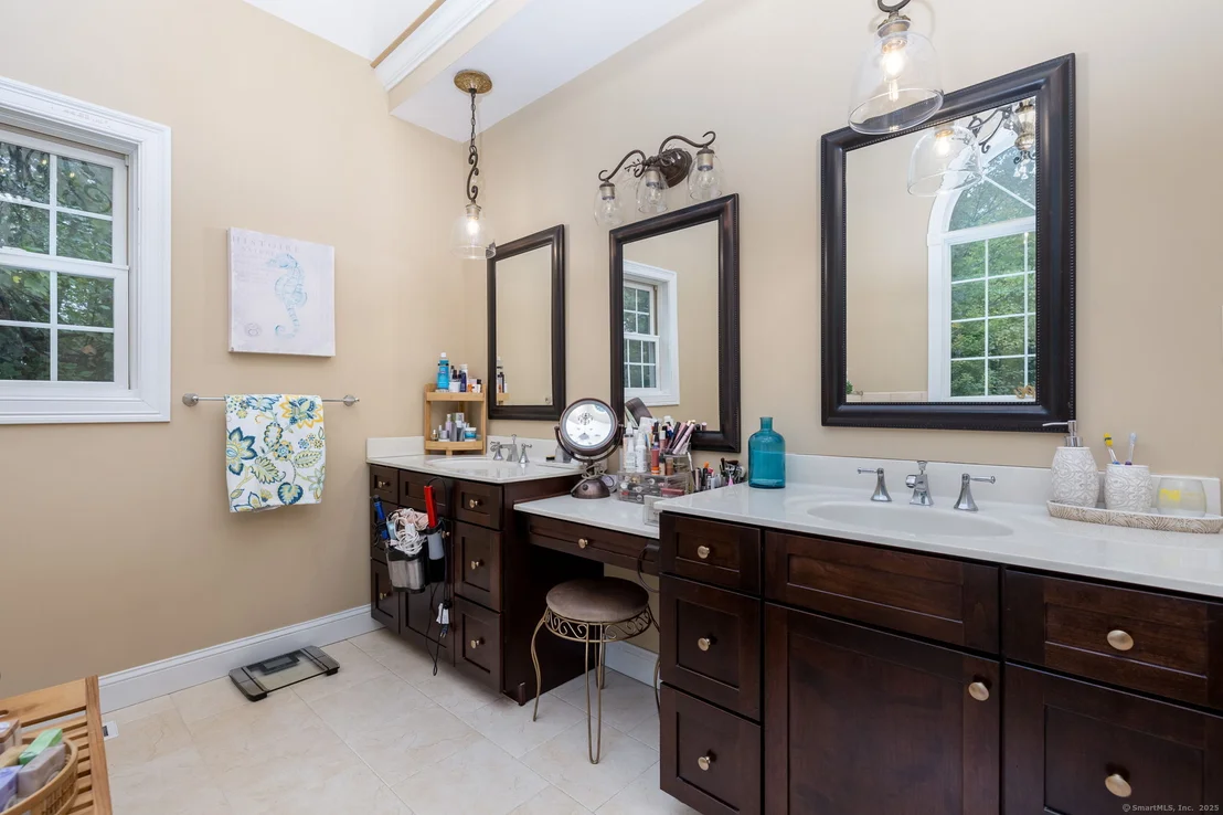 Photo of 154 Cascade Ridge