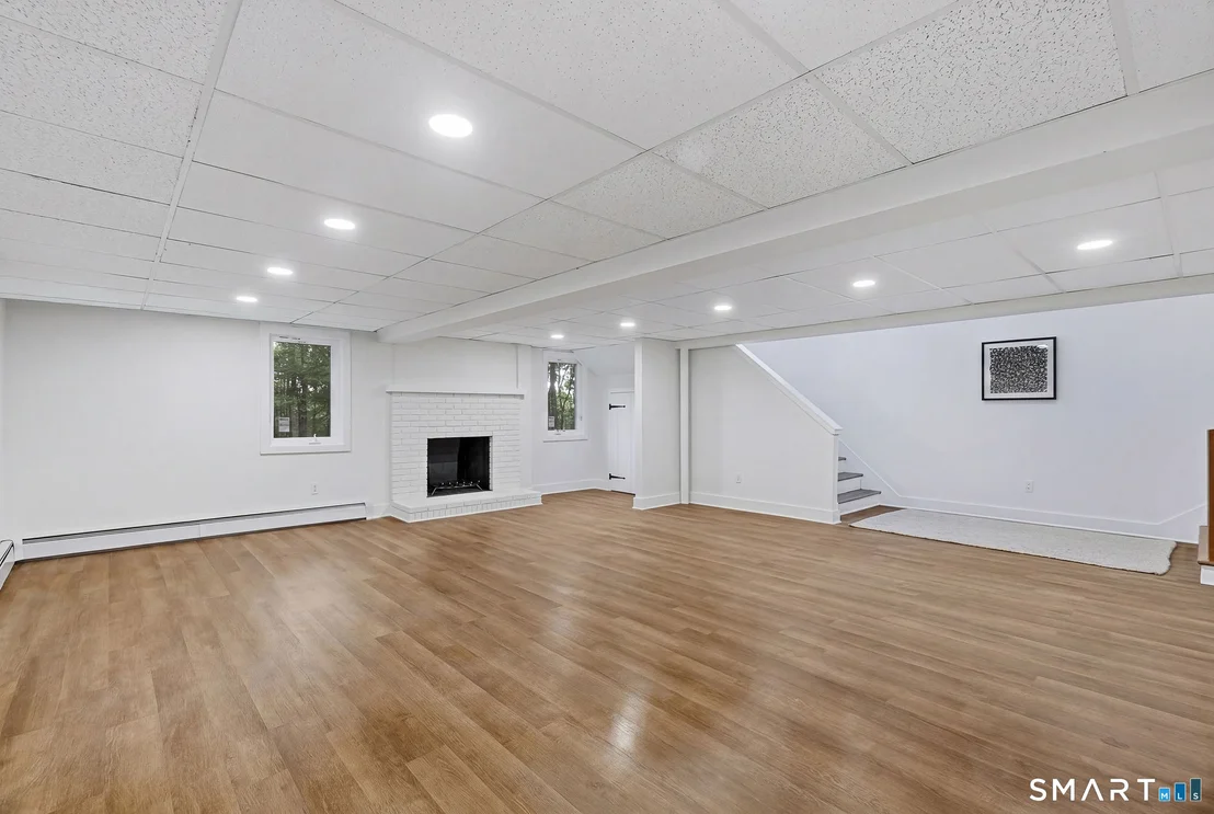 Photo of 136 Goose Hill Road