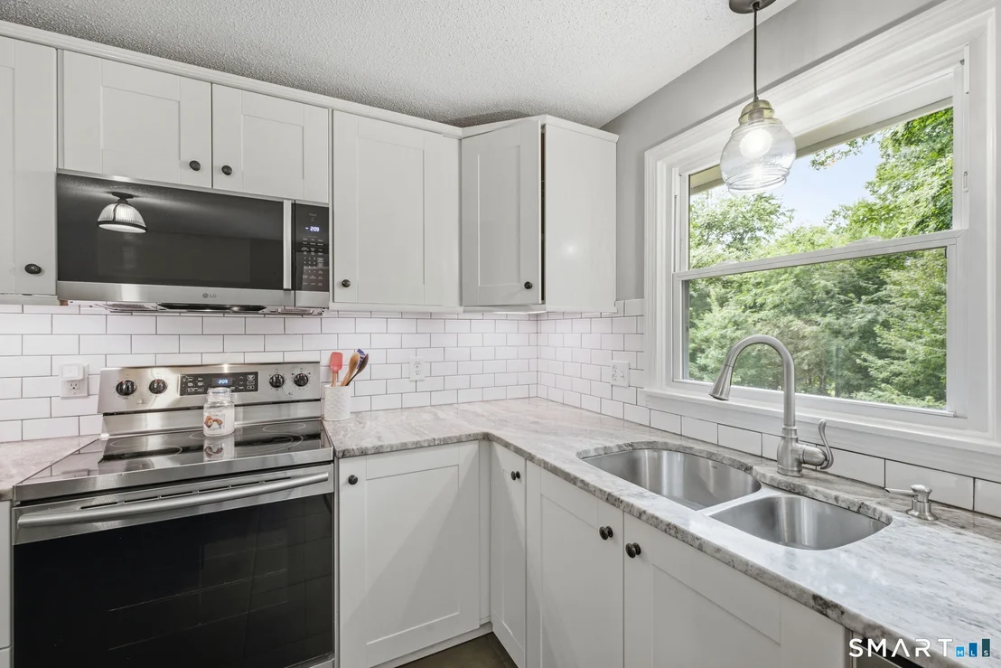 Photo of 72 Lakeview Heights