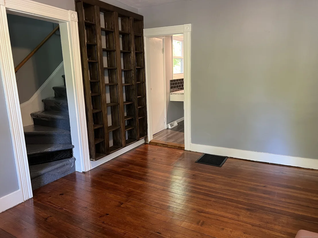 Photo of 23 Curtice Street