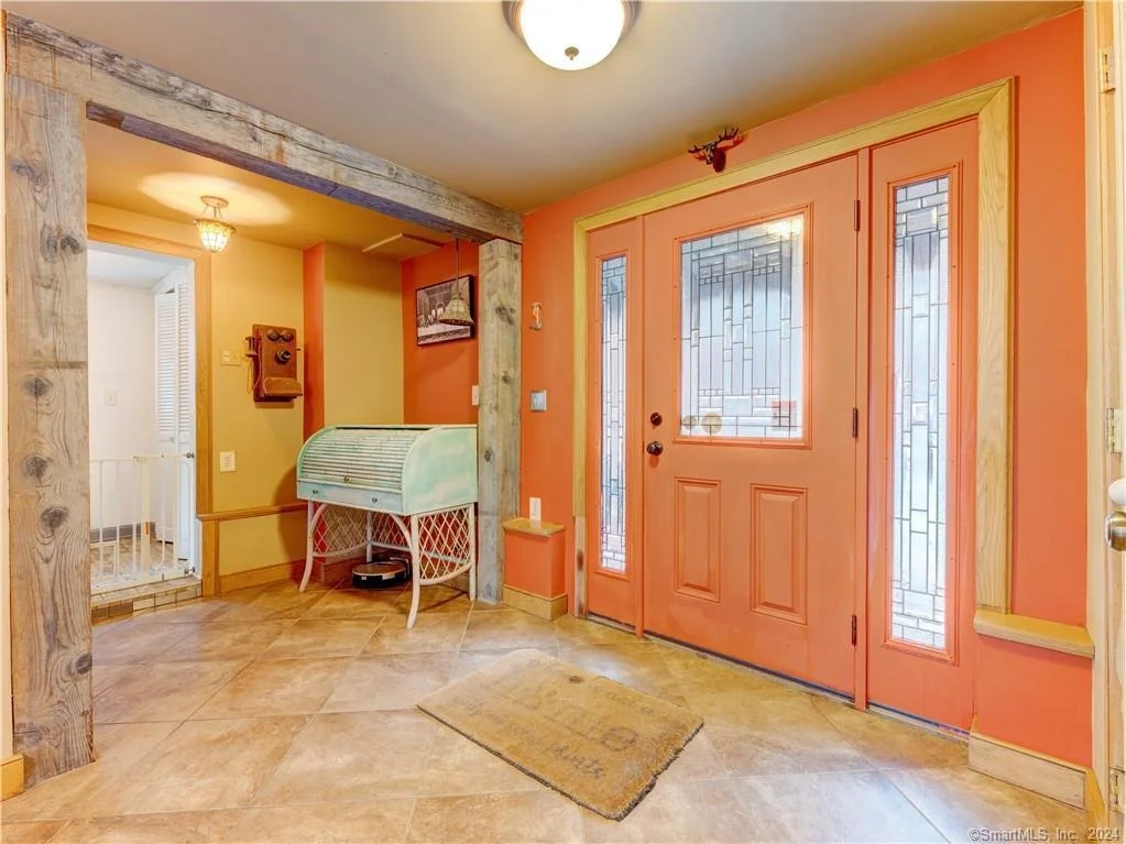 Photo of 880 South Road