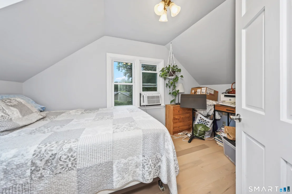 Photo of 124 Blackberry Hill Road