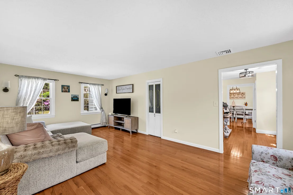 Photo of 18 Carriage Drive