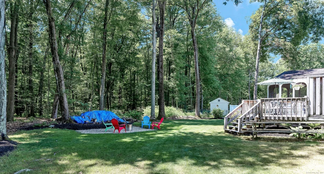 Photo of 302 Quarry Brook Drive