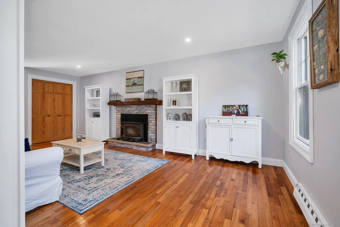 Photo of 24 Champlain Drive