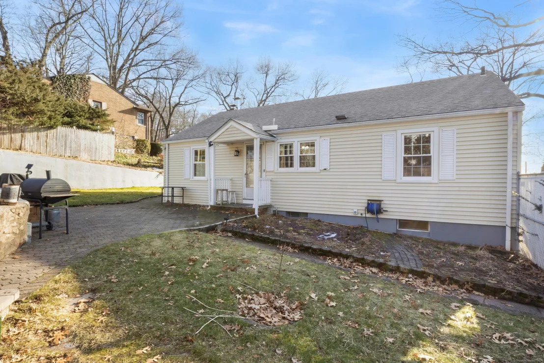 Photo of 6 Jackson Avenue