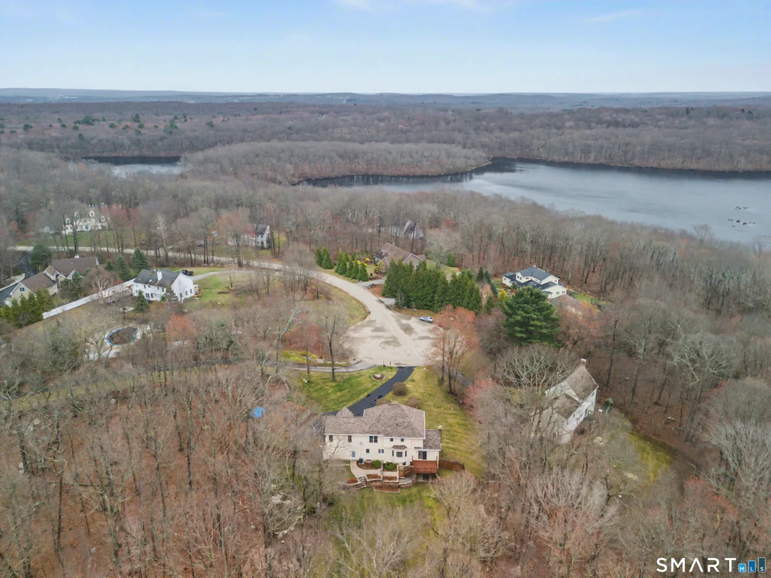 Photo of 12 Fox Run