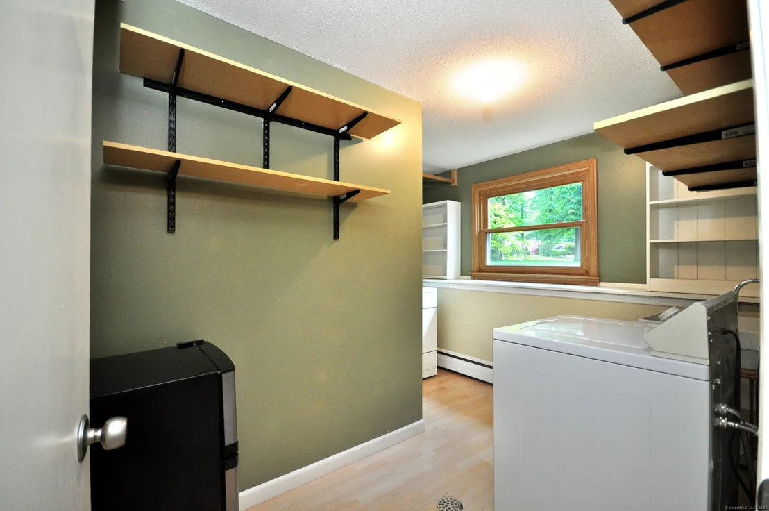 Photo of 35 Ravine Road