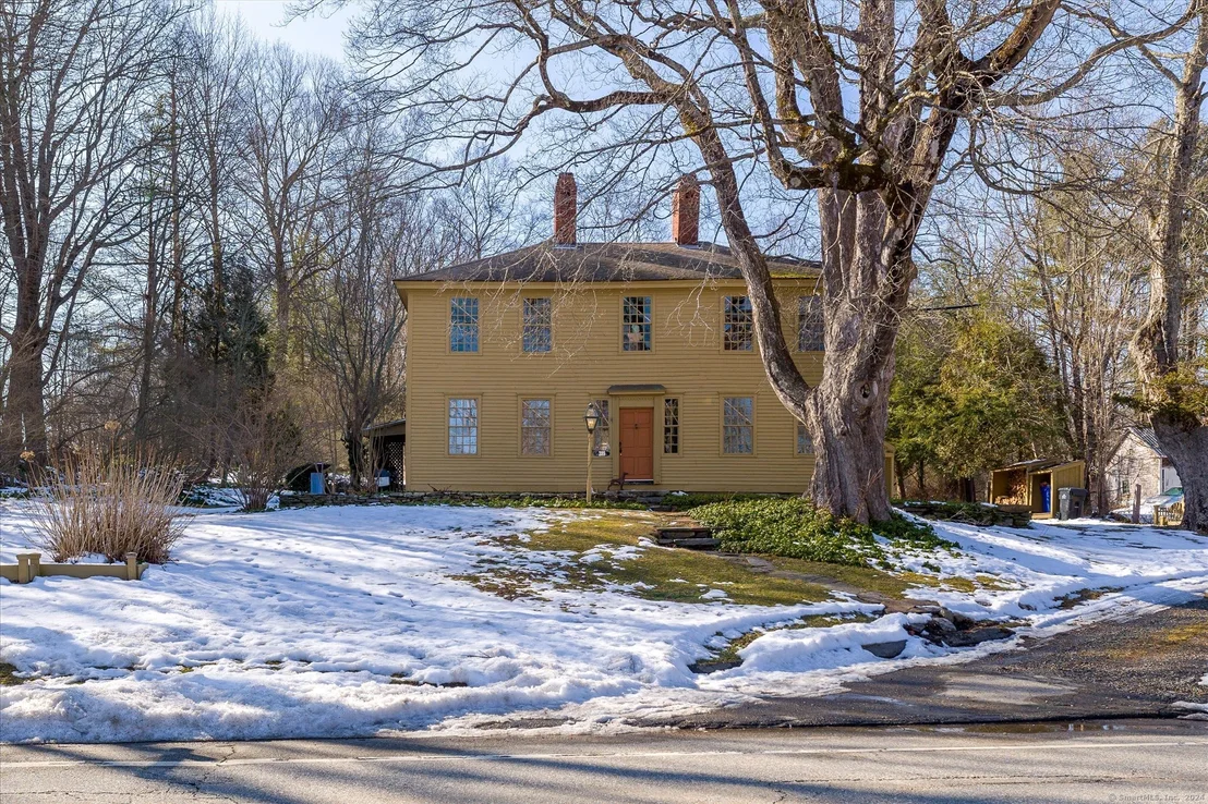 Photo of 289 Main Street