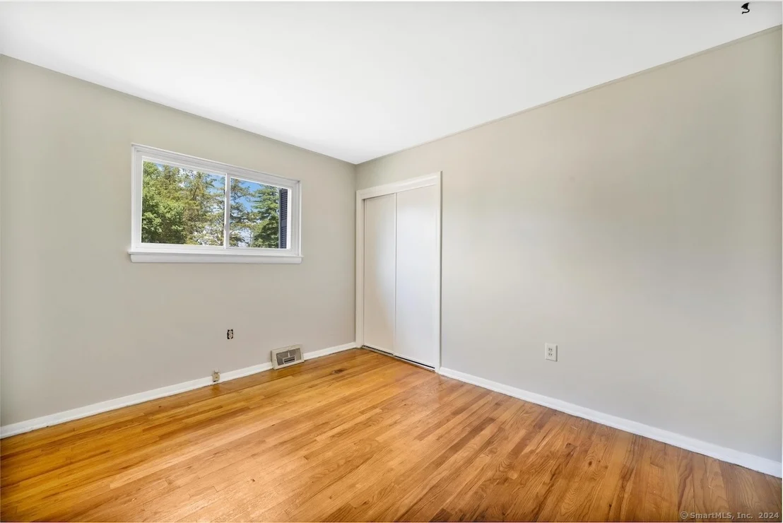 Photo of 39 Niles Drive