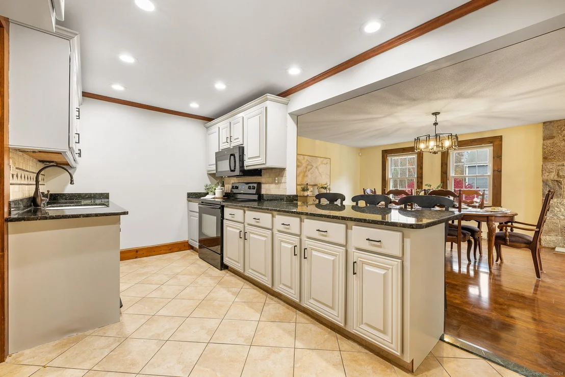 Photo of 297 Skinner Lane