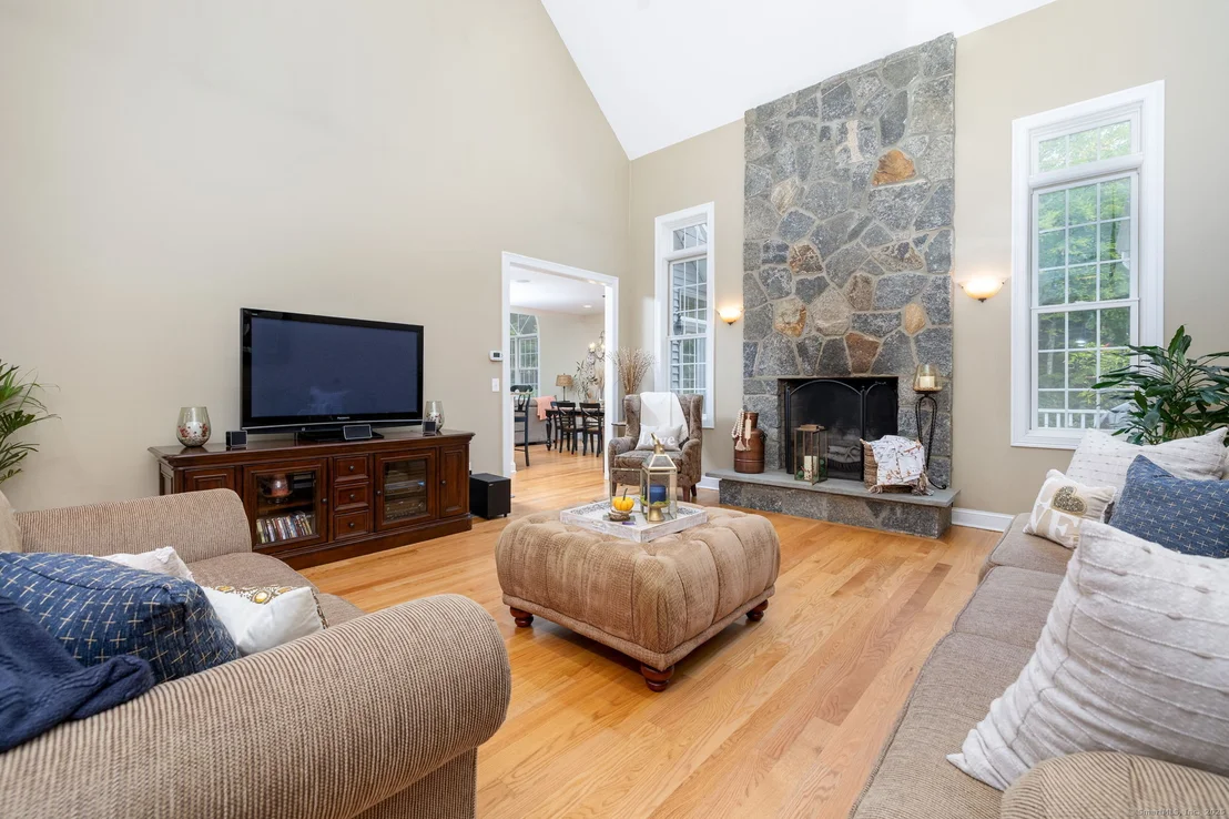 Photo of 154 Cascade Ridge